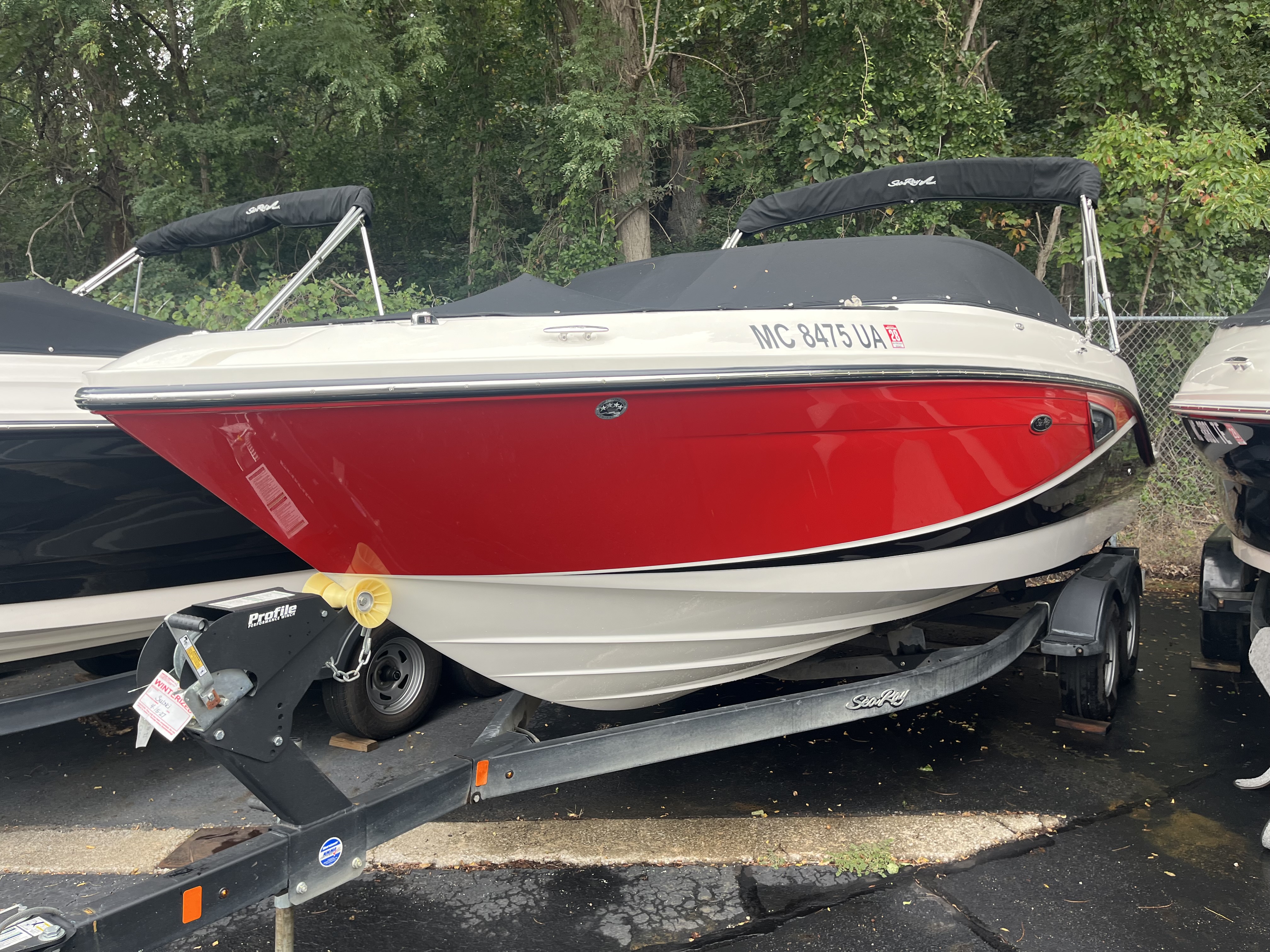 2019 Sea Ray SLX 230 Bowrider