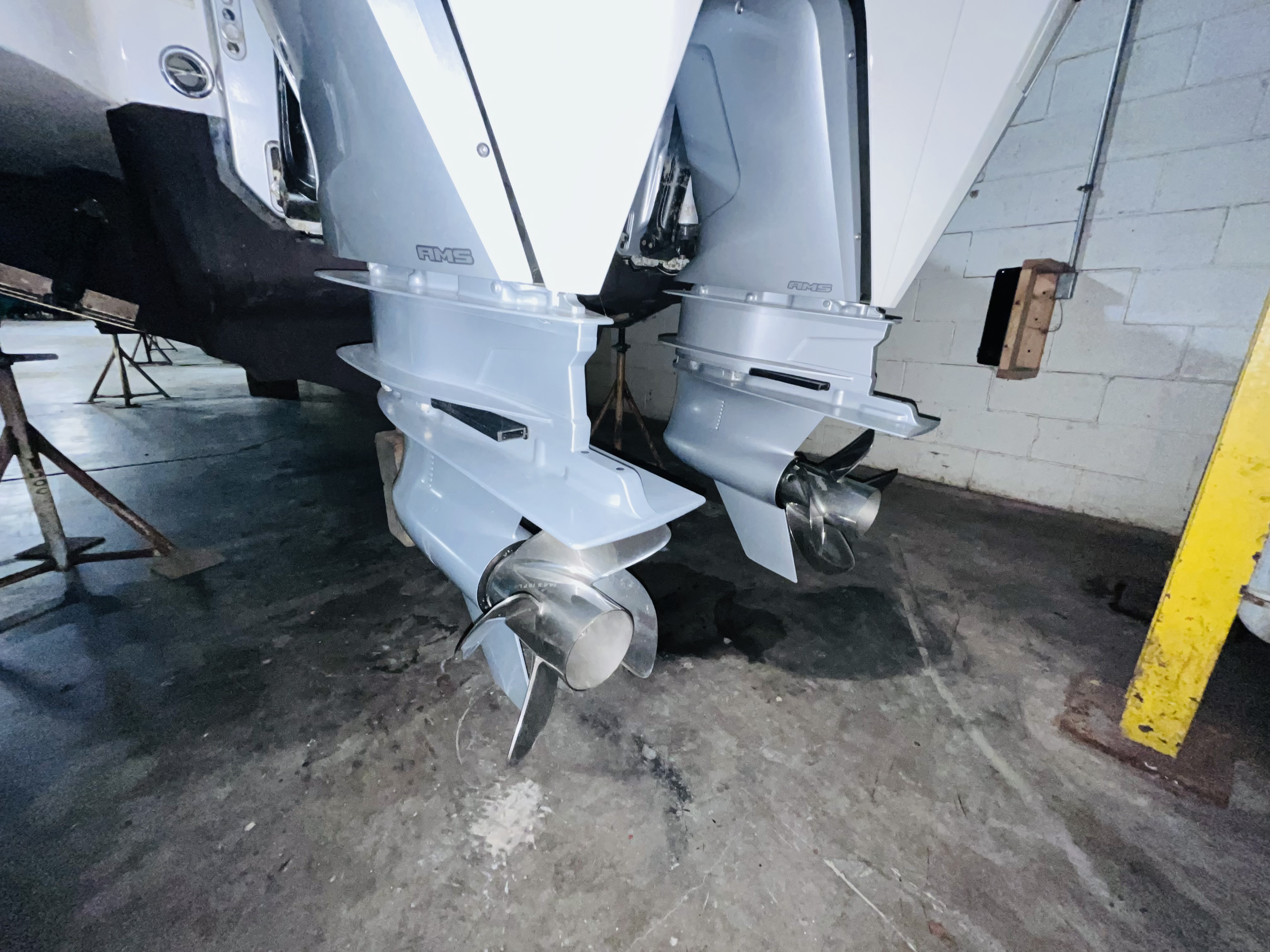 2025 Sea Ray SDX 290 Outboard Deck Boat