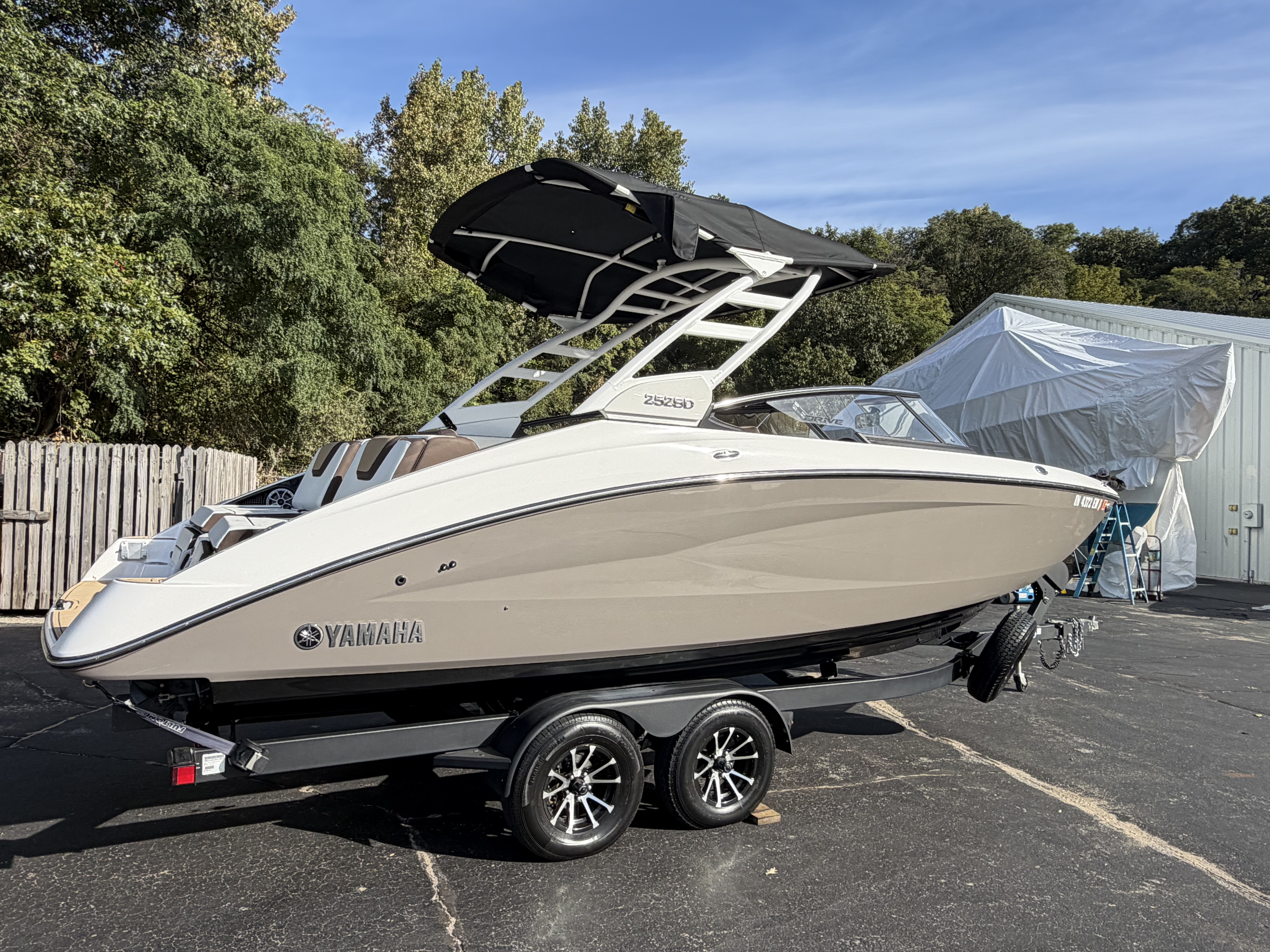 2023 Yamaha Boats 252 SD Jet Boat